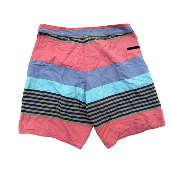 Patagonia Size 34 Men's Wavefarer Boardshorts 21” - Picture 3 of 5